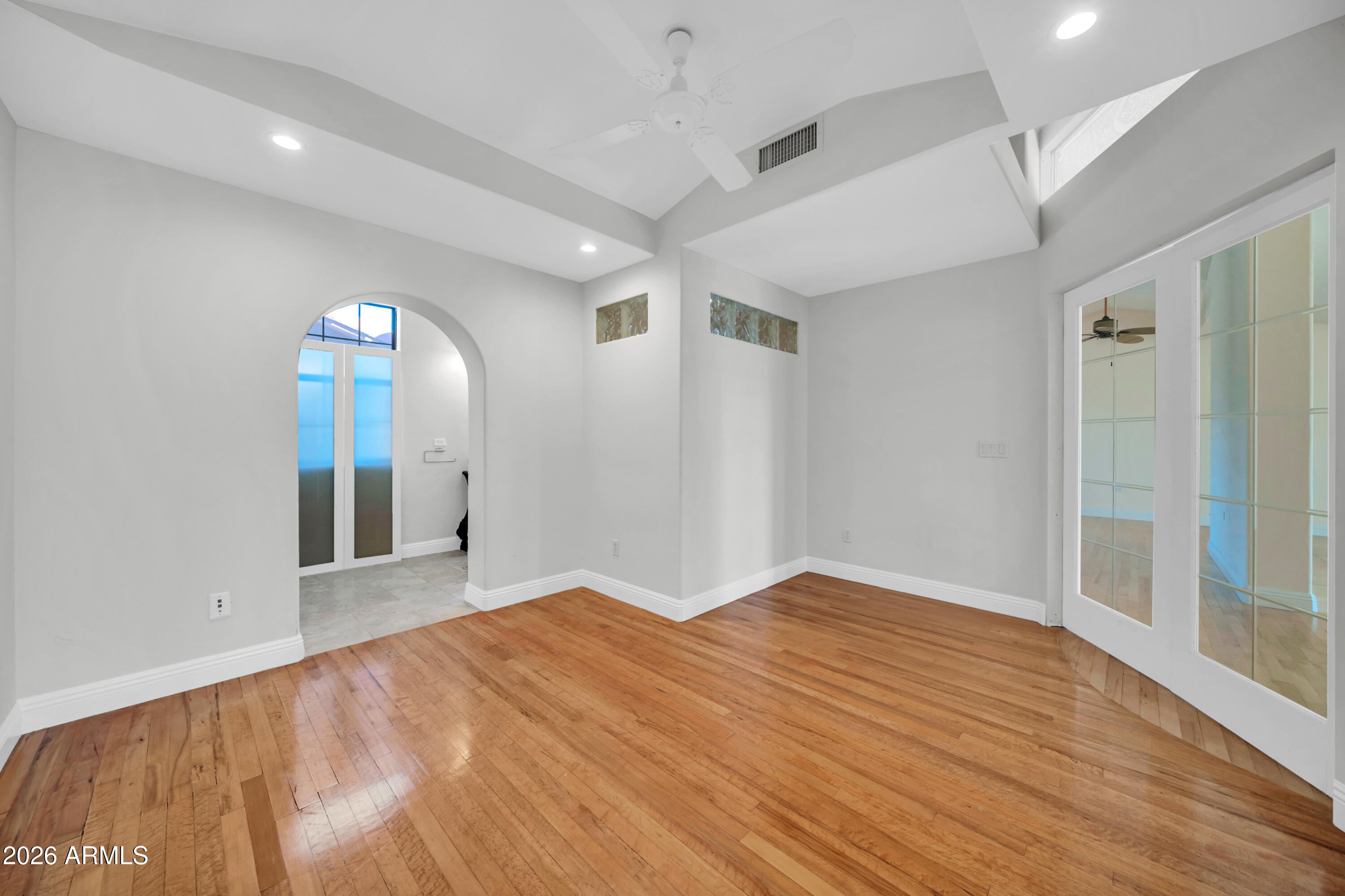 1450 E ROYAL PALM Road
