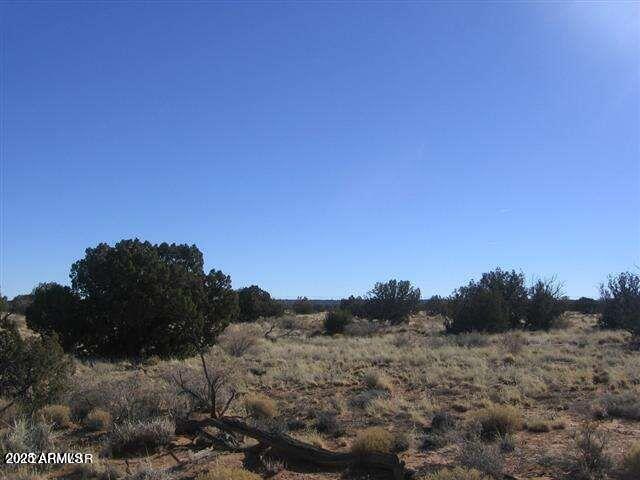 Sec 31 T15N,R16E:Nw4 Se4 -- 28