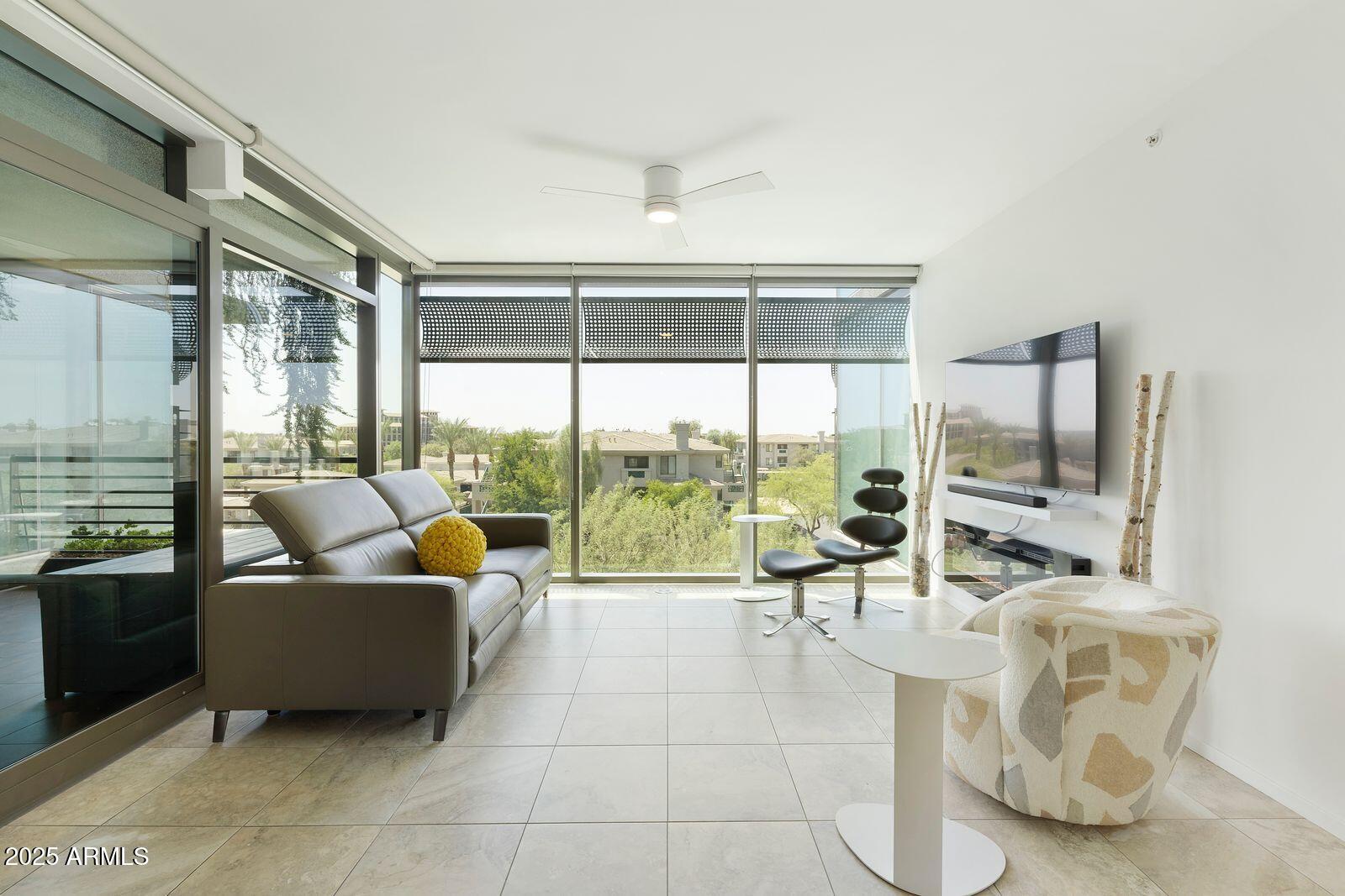 7120 E Kierland Boulevard 409