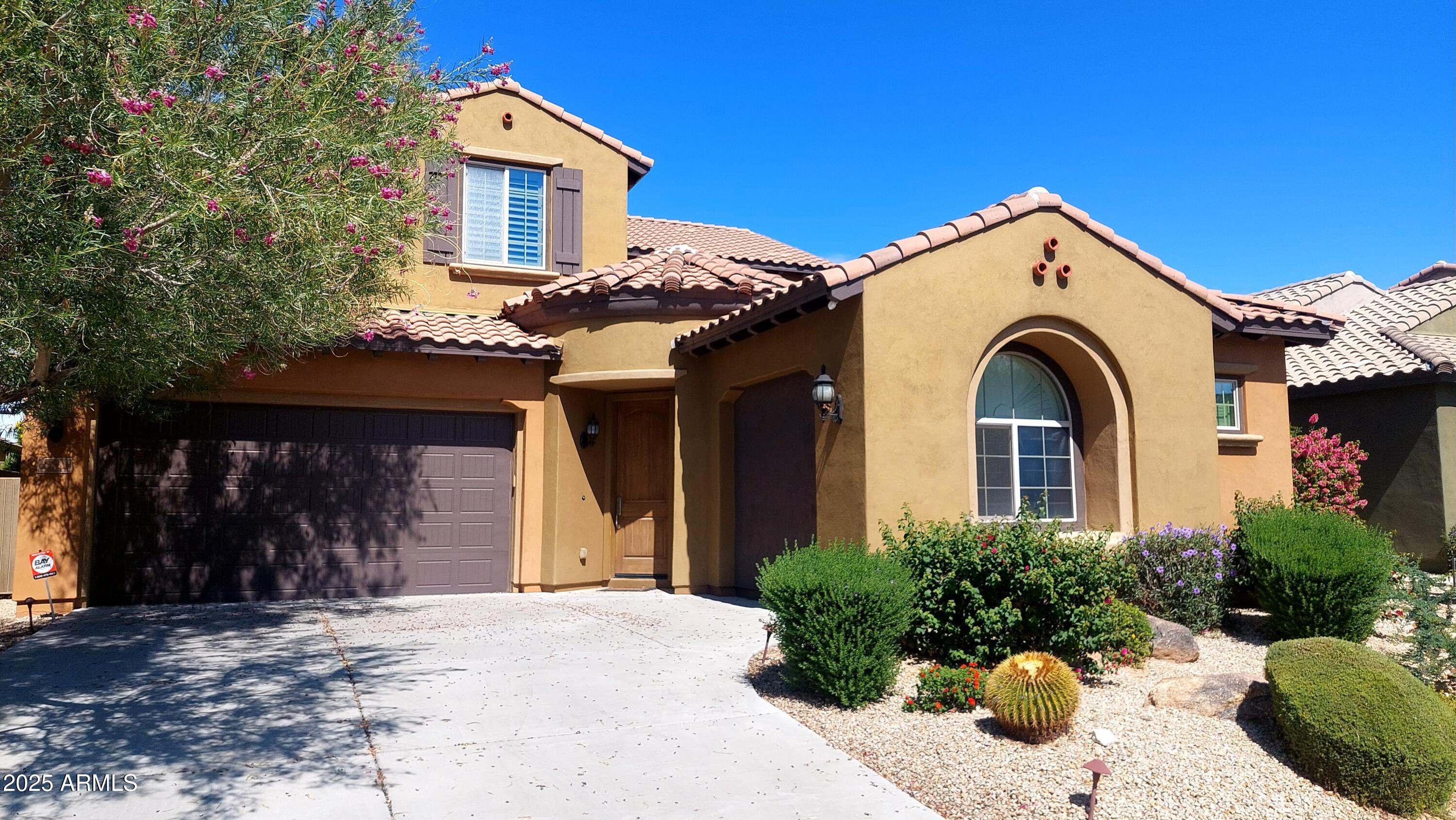 3762 E Ringtail Way