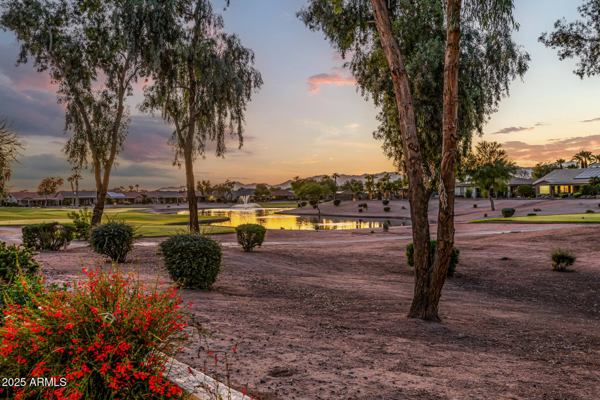 16086 W CAMBRIDGE Avenue