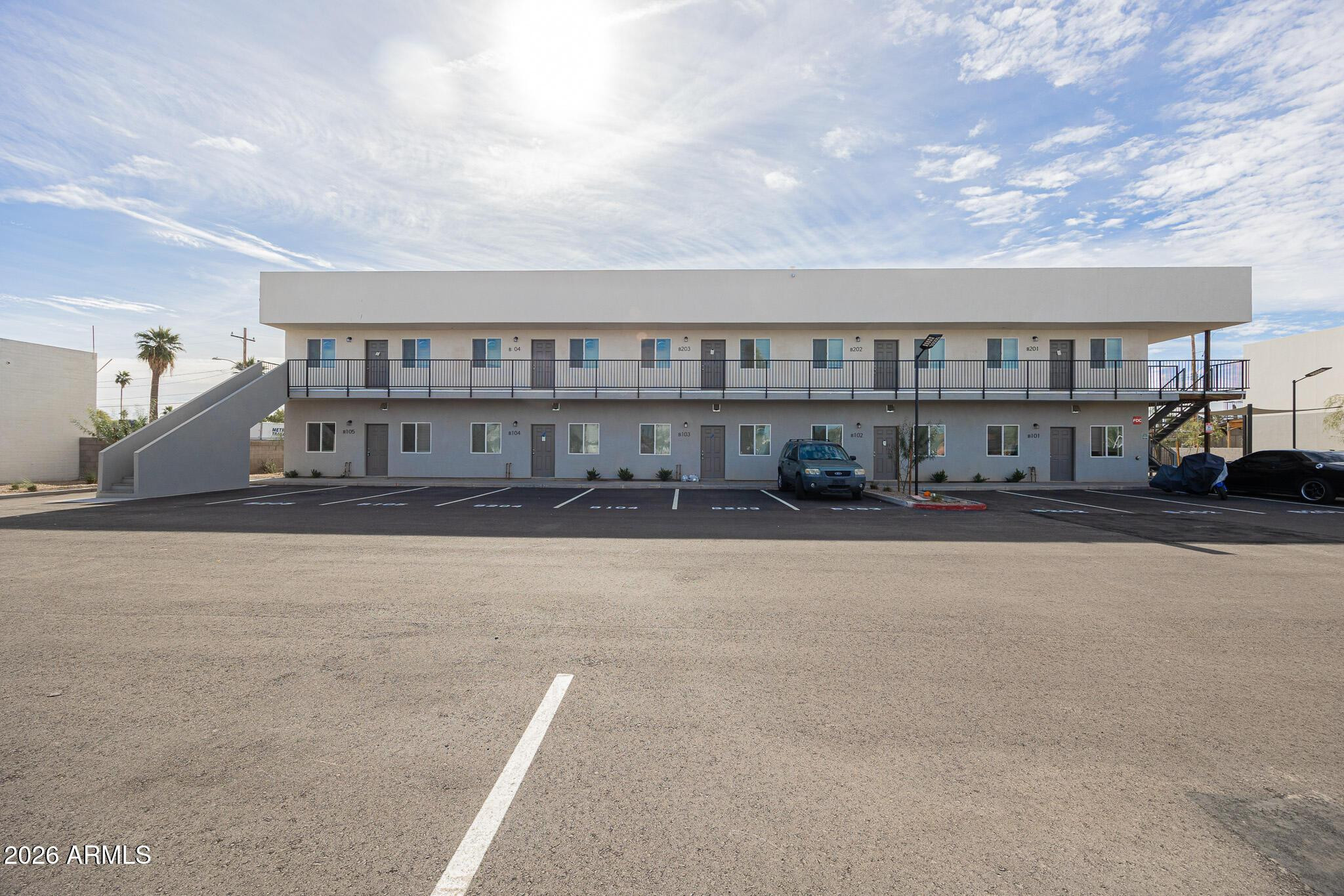 2121 W Adams Street B201