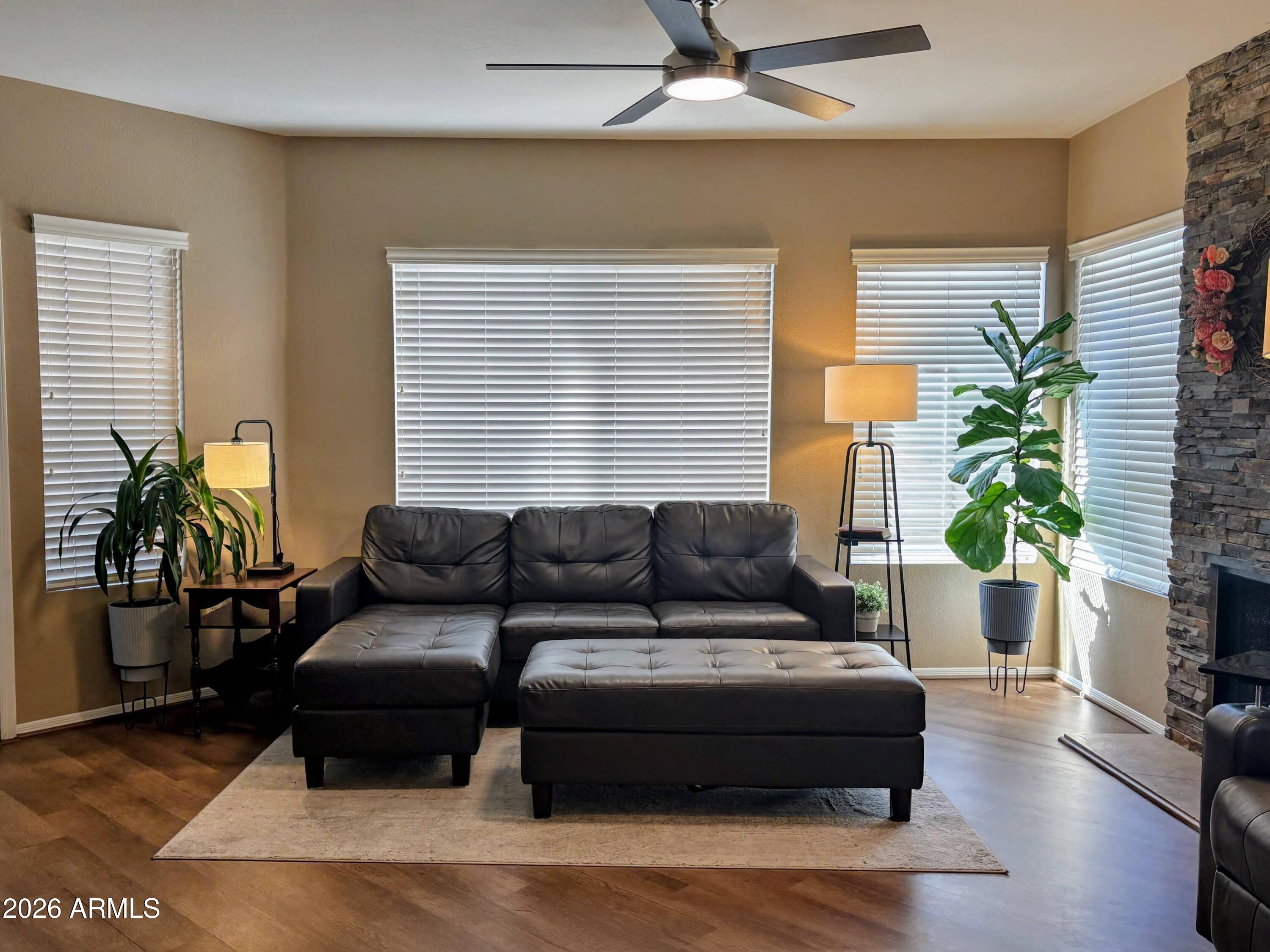 1825 W Ray Road 2124