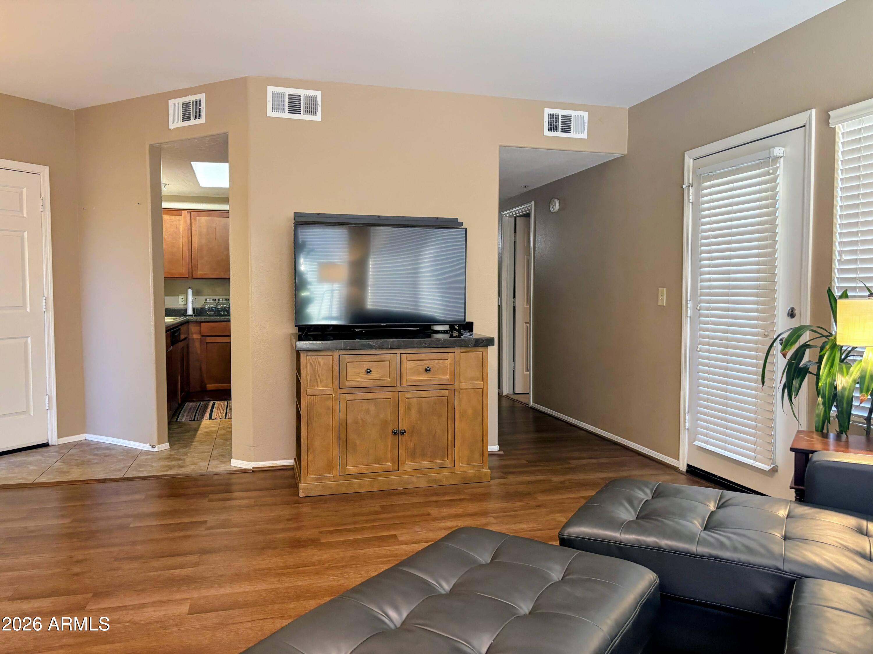 1825 W Ray Road 2124