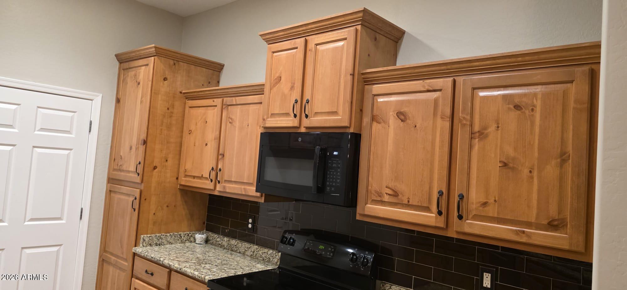 14575 W MOUNTAIN VIEW Boulevard 12106