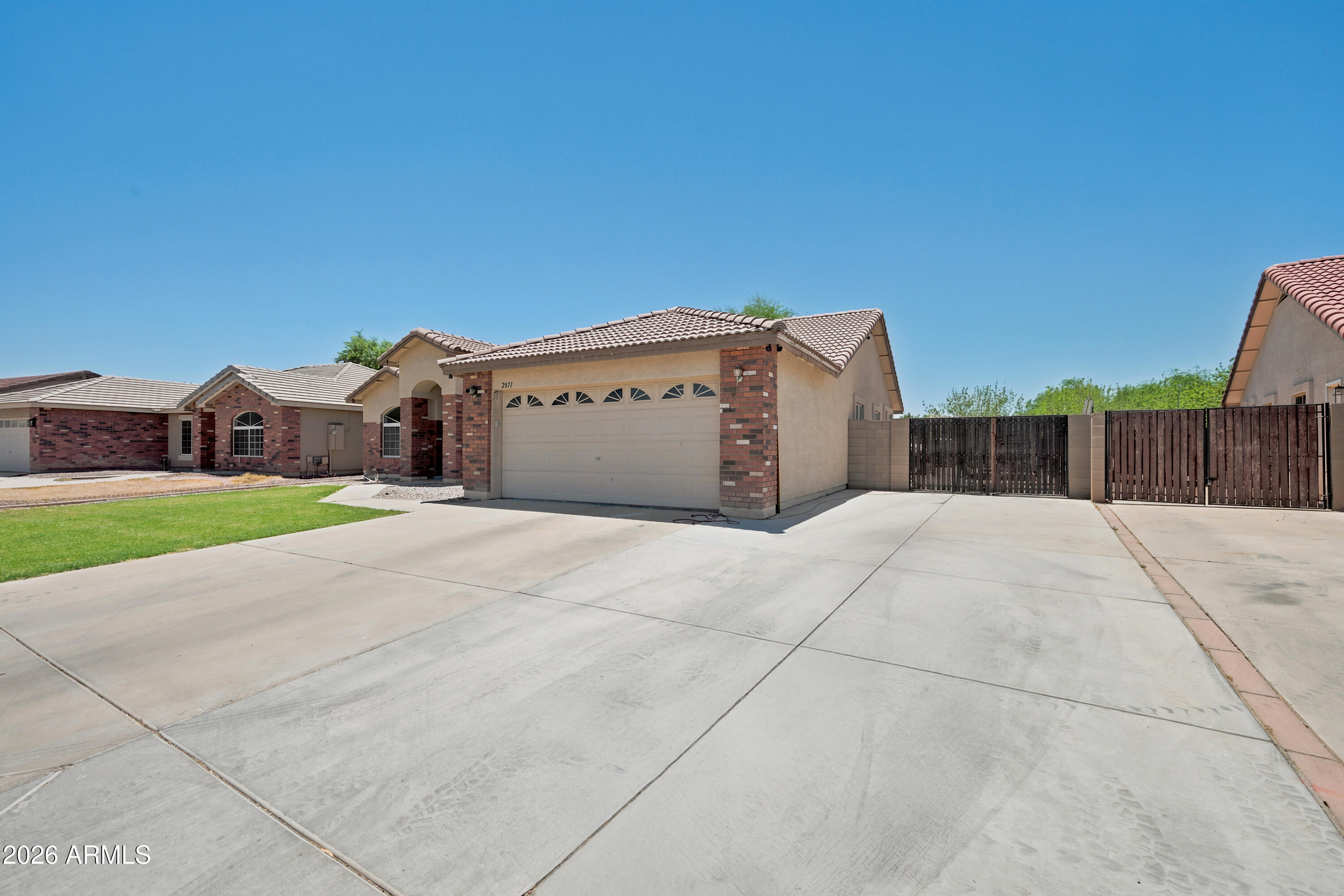 2871 E MORGAN Drive