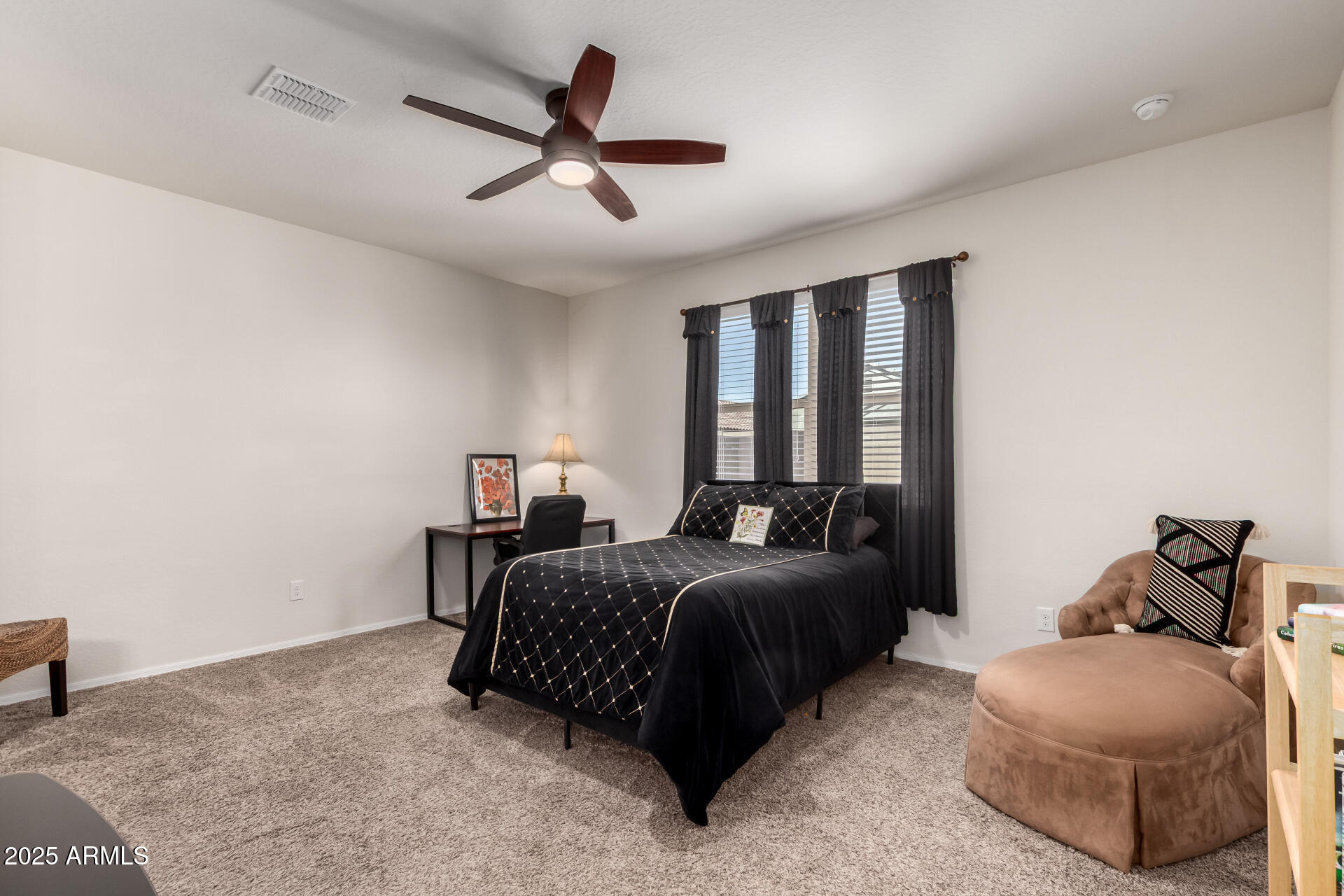 5006 E SMOKY QUARTZ Road