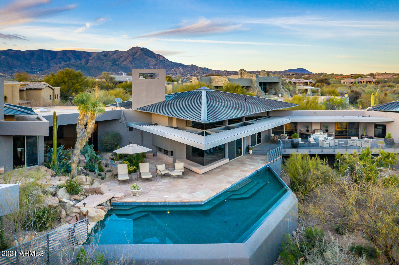 DESERT MOUNTAIN - Residential