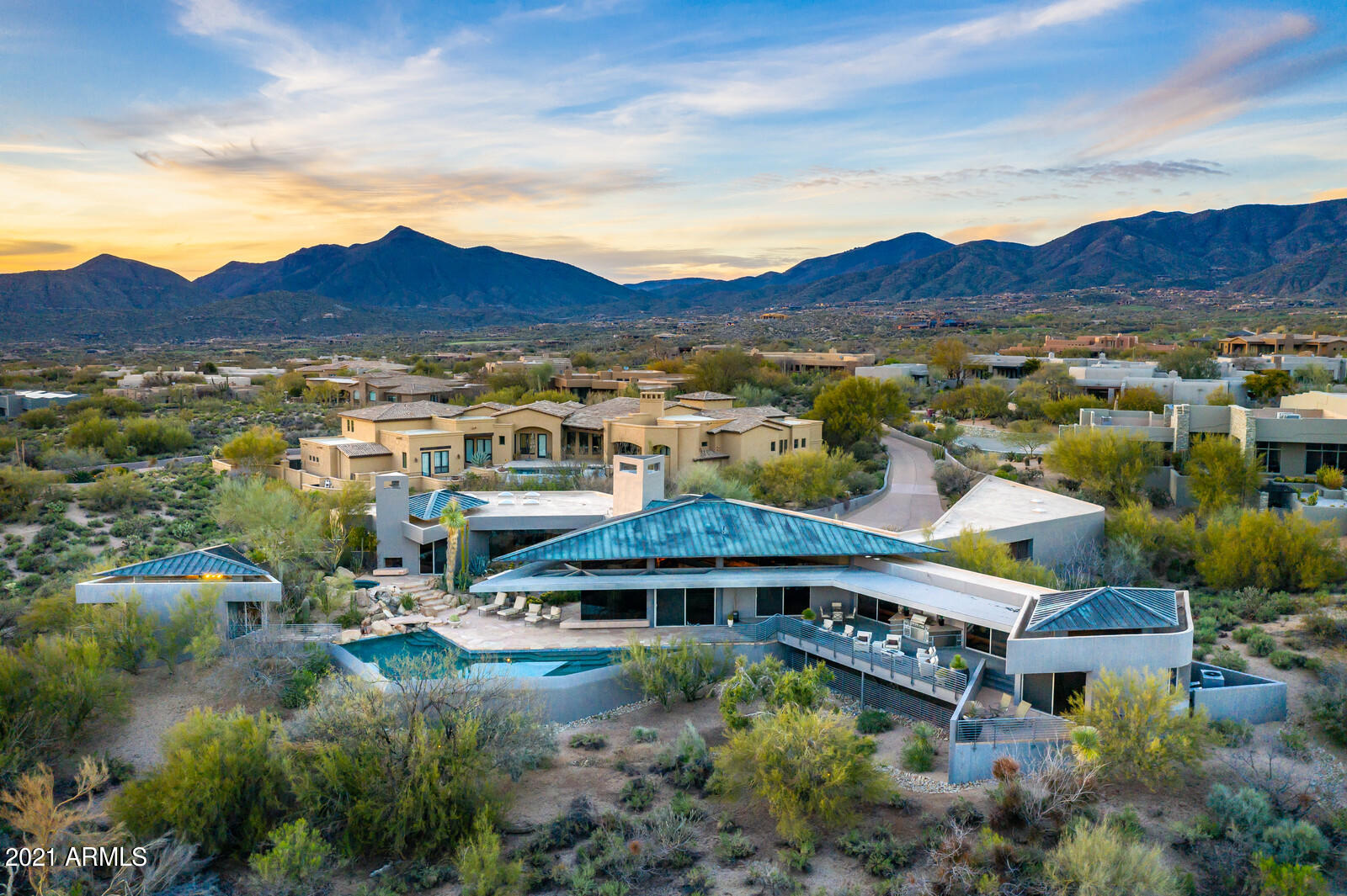 DESERT MOUNTAIN - Residential