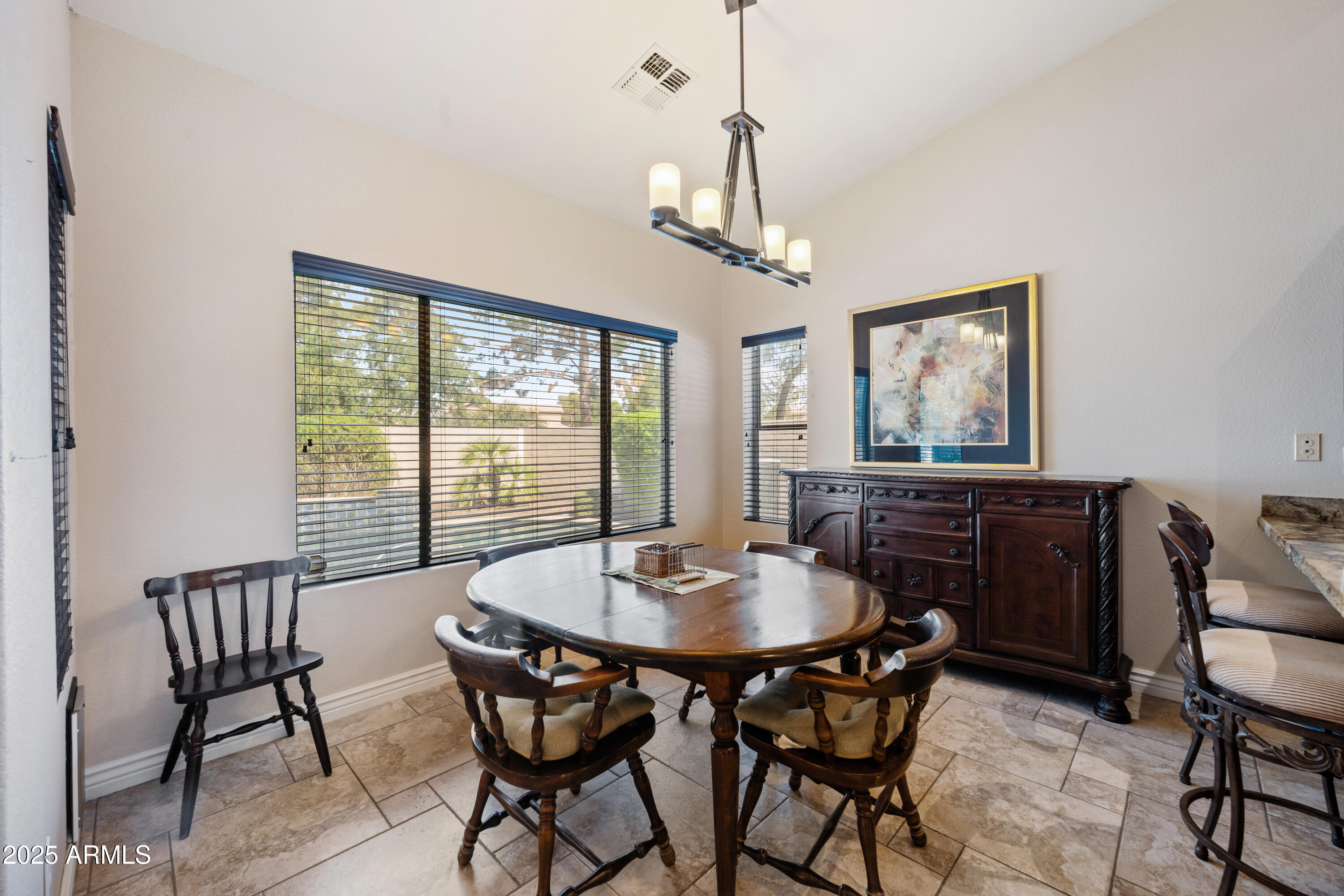 1426 E PRINCETON Avenue