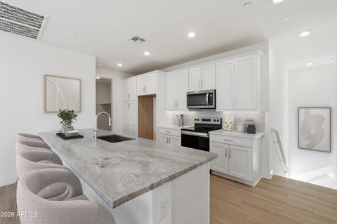 2121 W SONORAN DESERT Drive 75 Phoenix AZ 85085