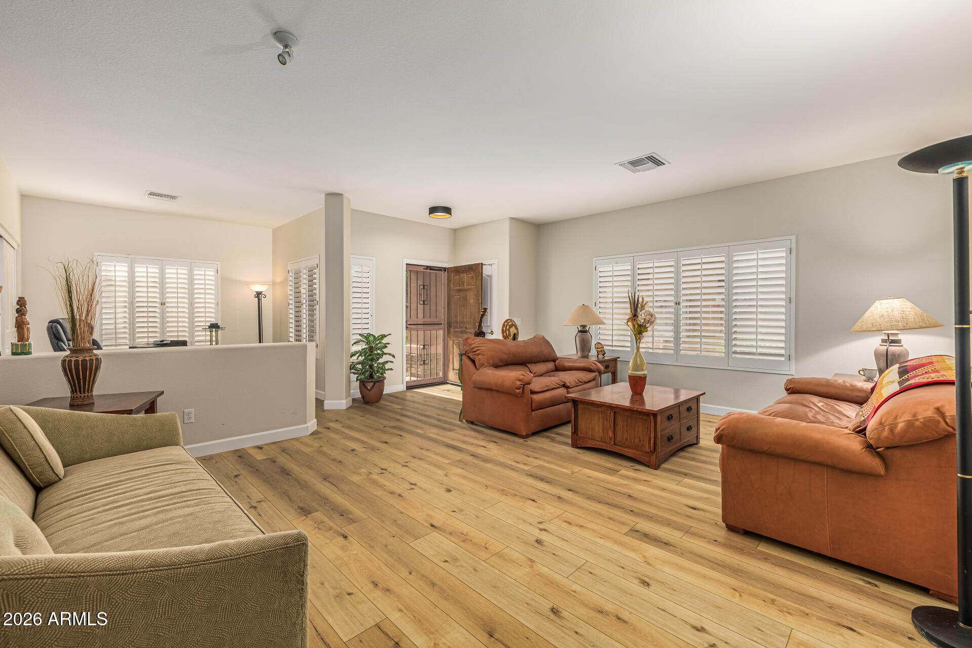 6618 W HONEYSUCKLE Drive W