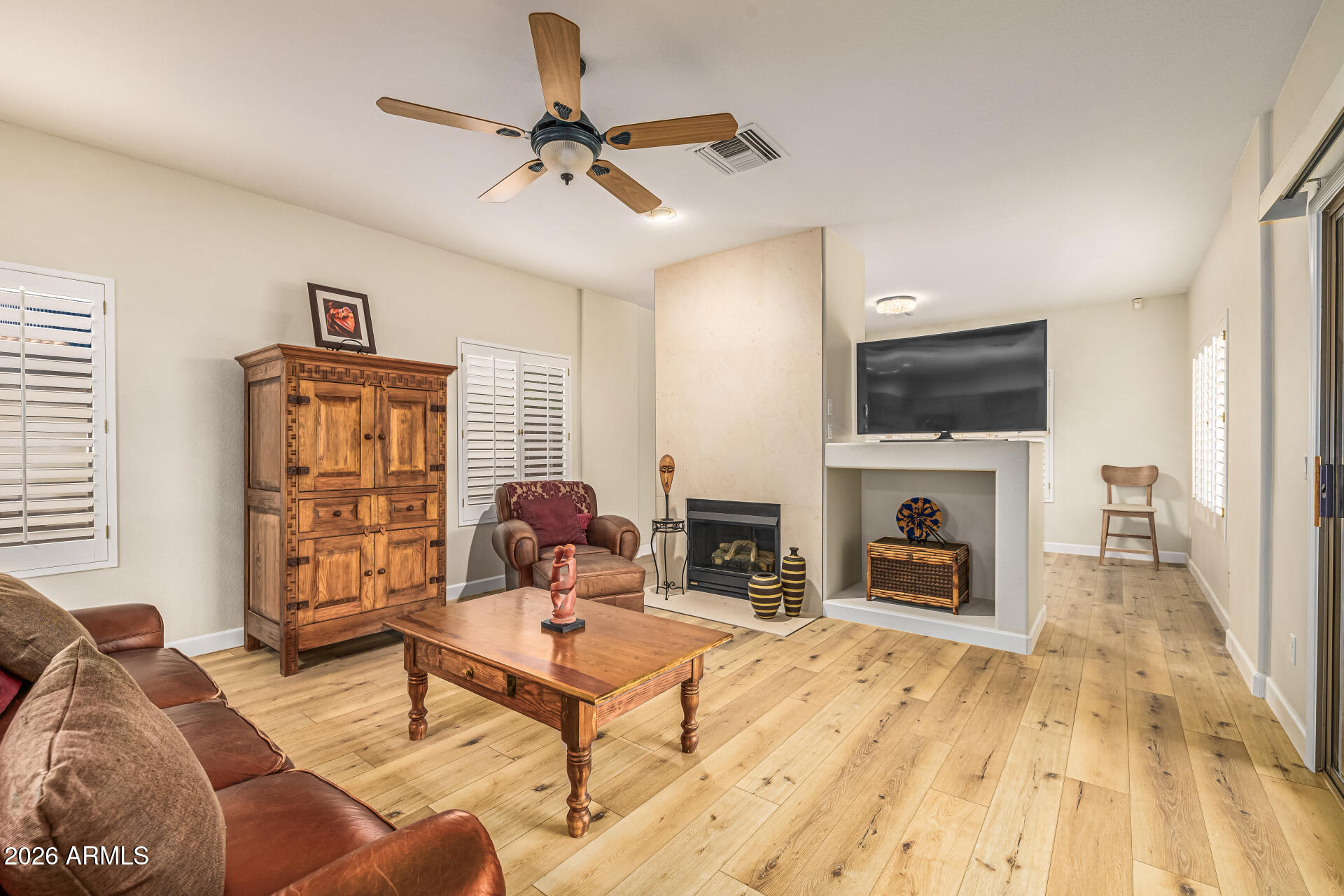 6618 W HONEYSUCKLE Drive W