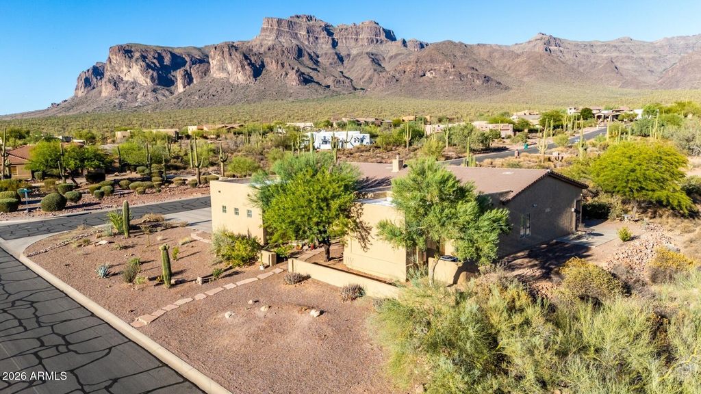 Photo of 6619 E Quail Hideaway Lane, Gold Canyon, AZ 85119 (MLS # 6921042)