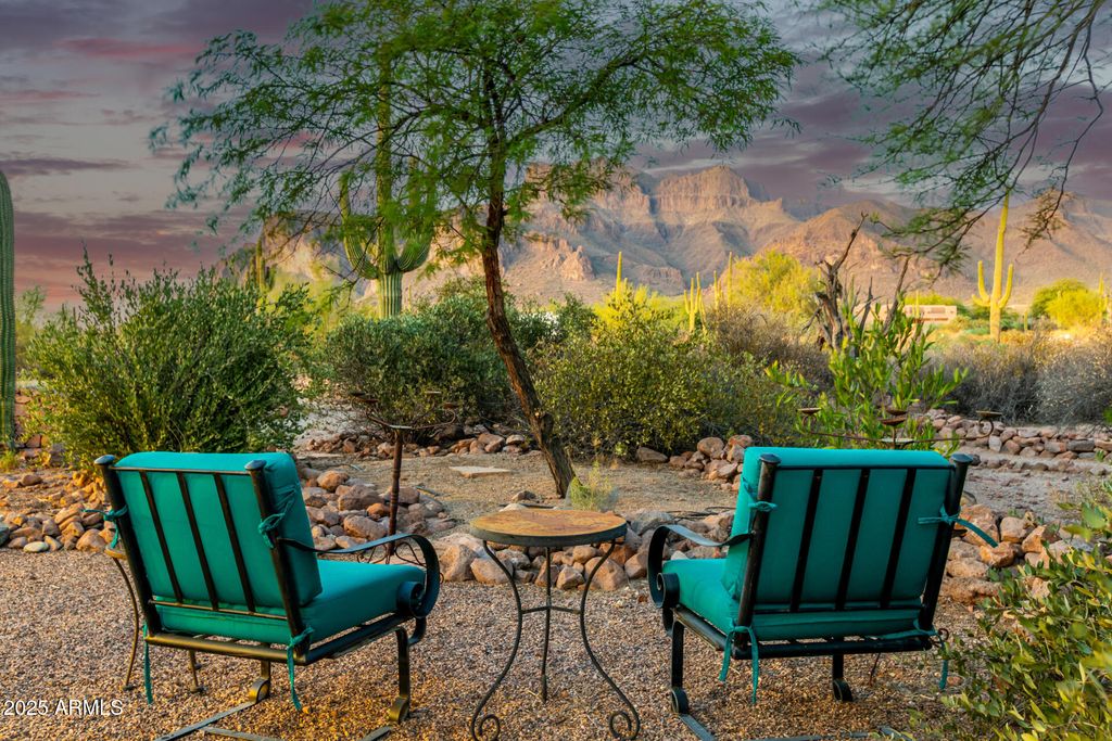 Photo of 6619 E Quail Hideaway Lane, Gold Canyon, AZ 85119 (MLS # 6921042)