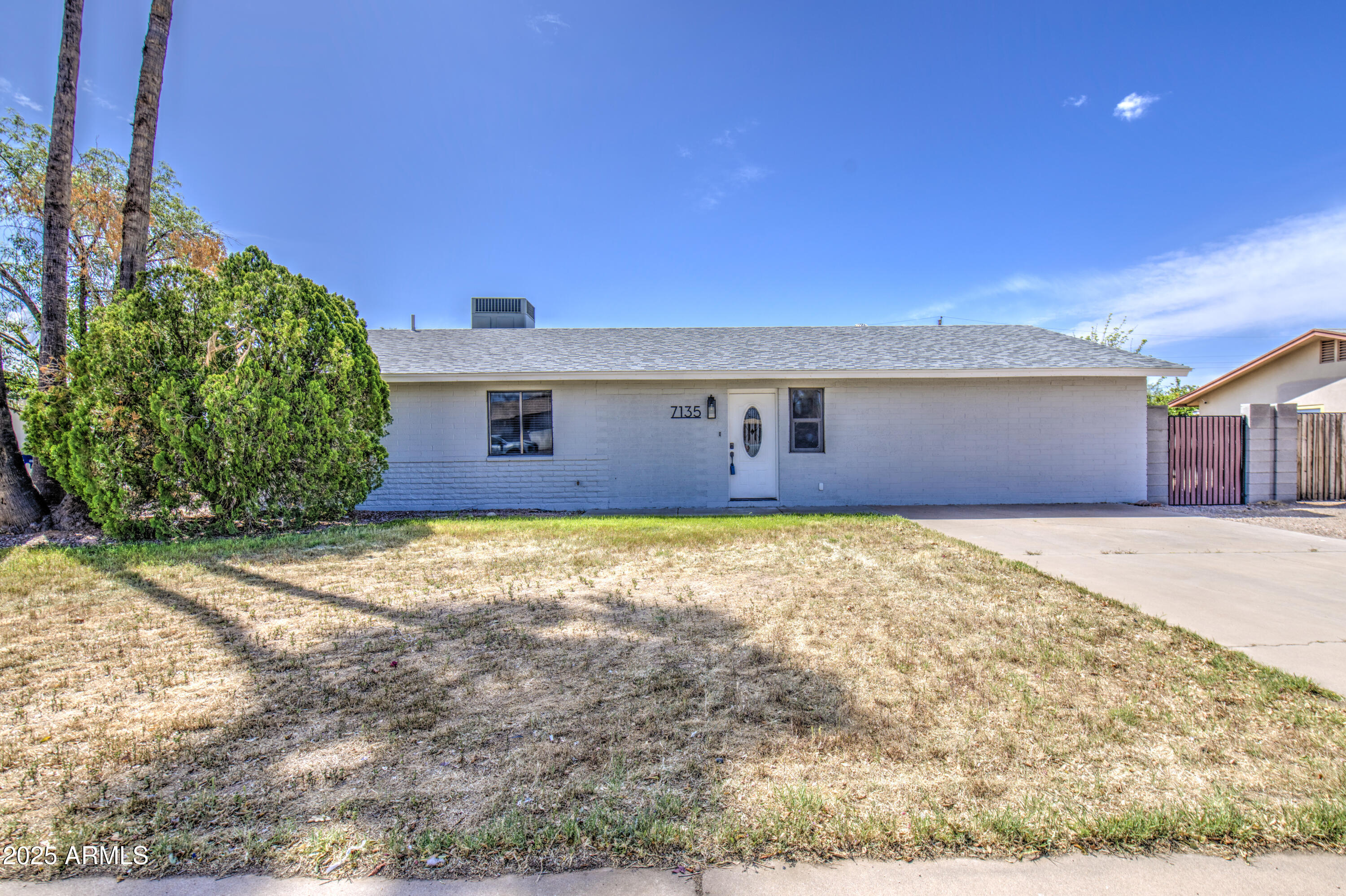 7135 E BAYWOOD Avenue