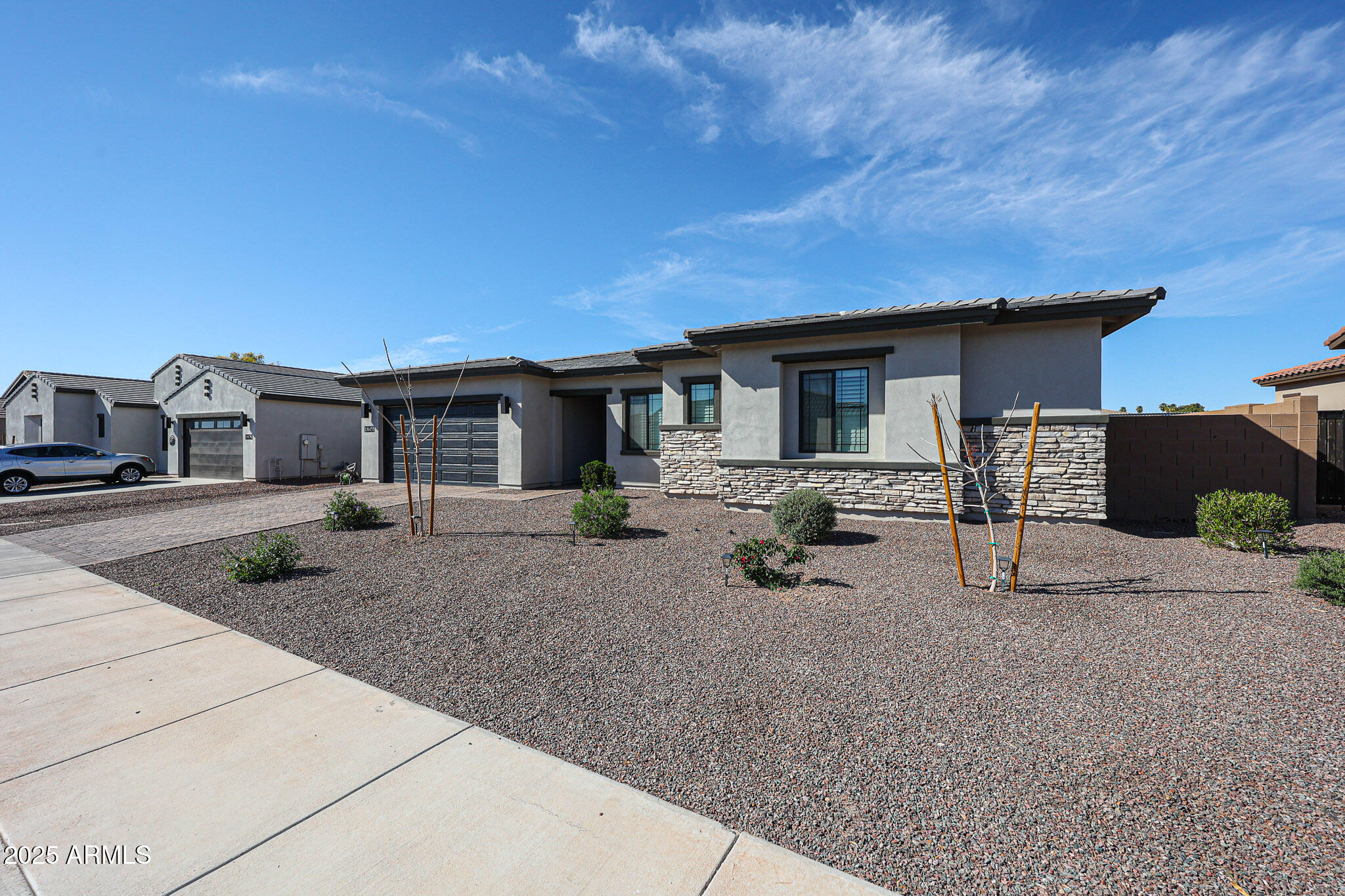 8356 W CAROLE Lane