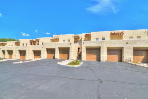 Photo of 16307 E Arrow Drive E #106, Fountain Hills, AZ 85268 (MLS # 5638527)