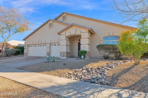 Photo of 907 E Gary Lane, Phoenix, AZ 85042 (MLS # 6988720)