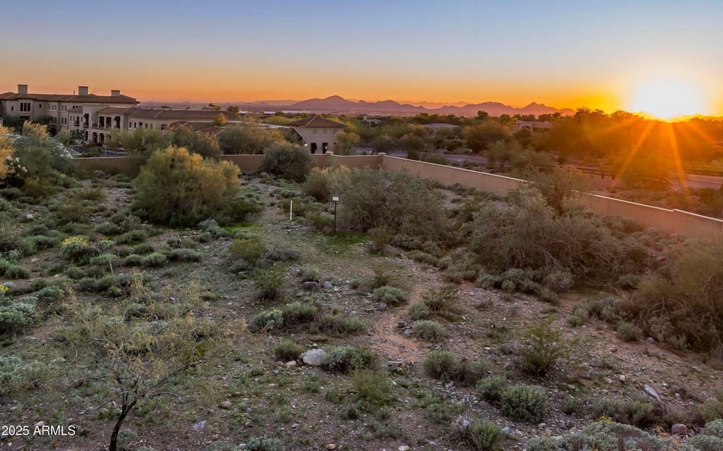 Photo of 10025 E Siesta Lane #3220, Scottsdale, AZ 85255 (MLS # 6959628)