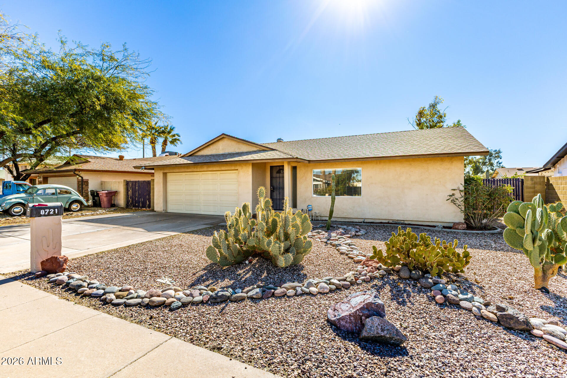 8721 E AMELIA Avenue