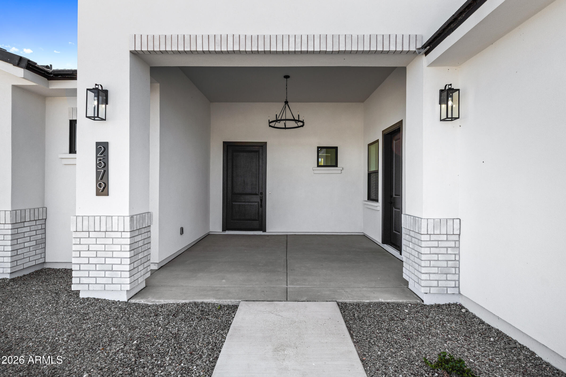 2579 W Marita Street