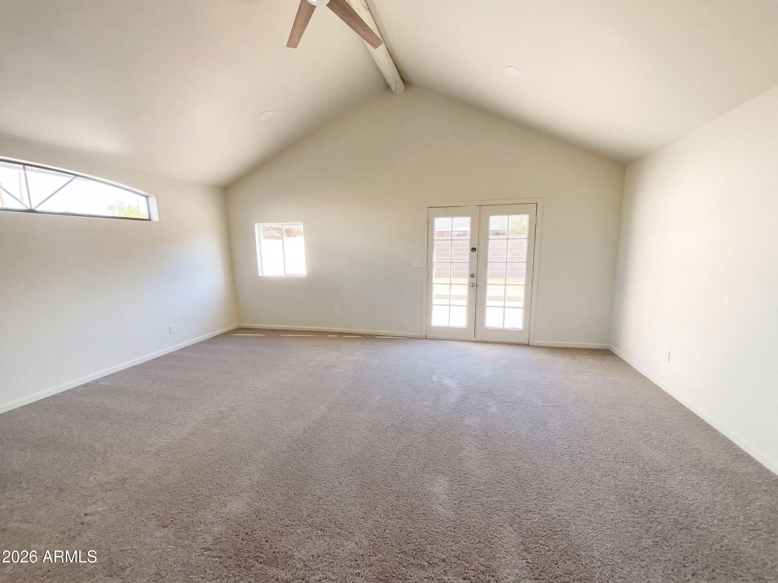 4253 E VINEYARD Road
