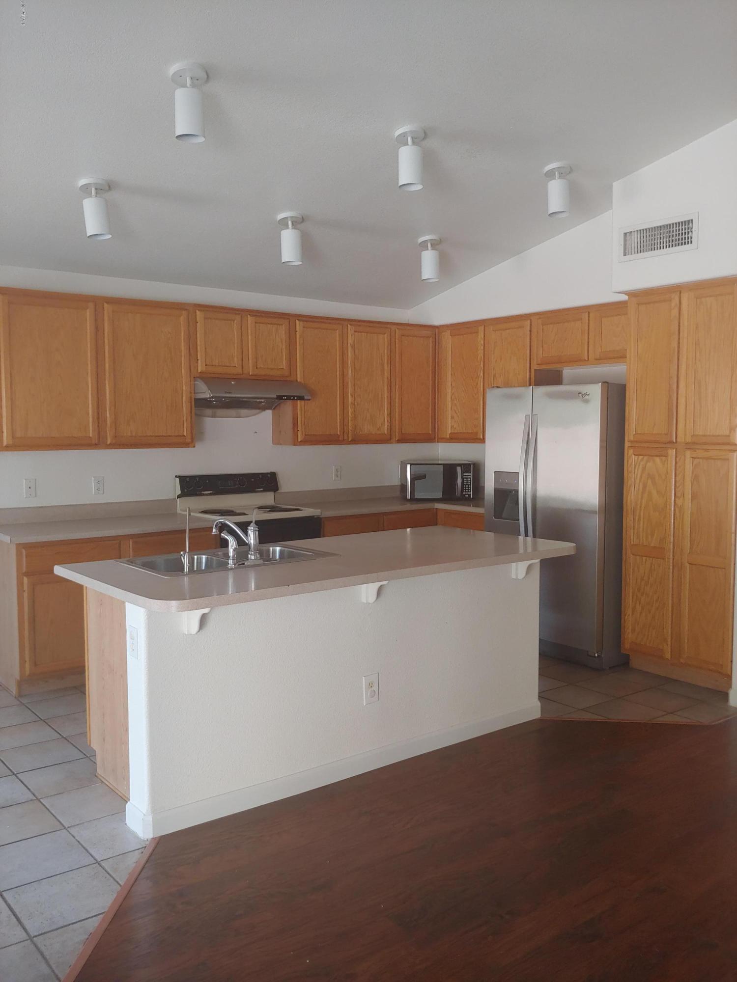 1110 W Raven Drive