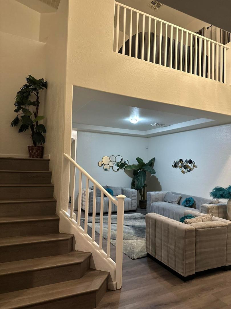 6424 N Florence Avenue