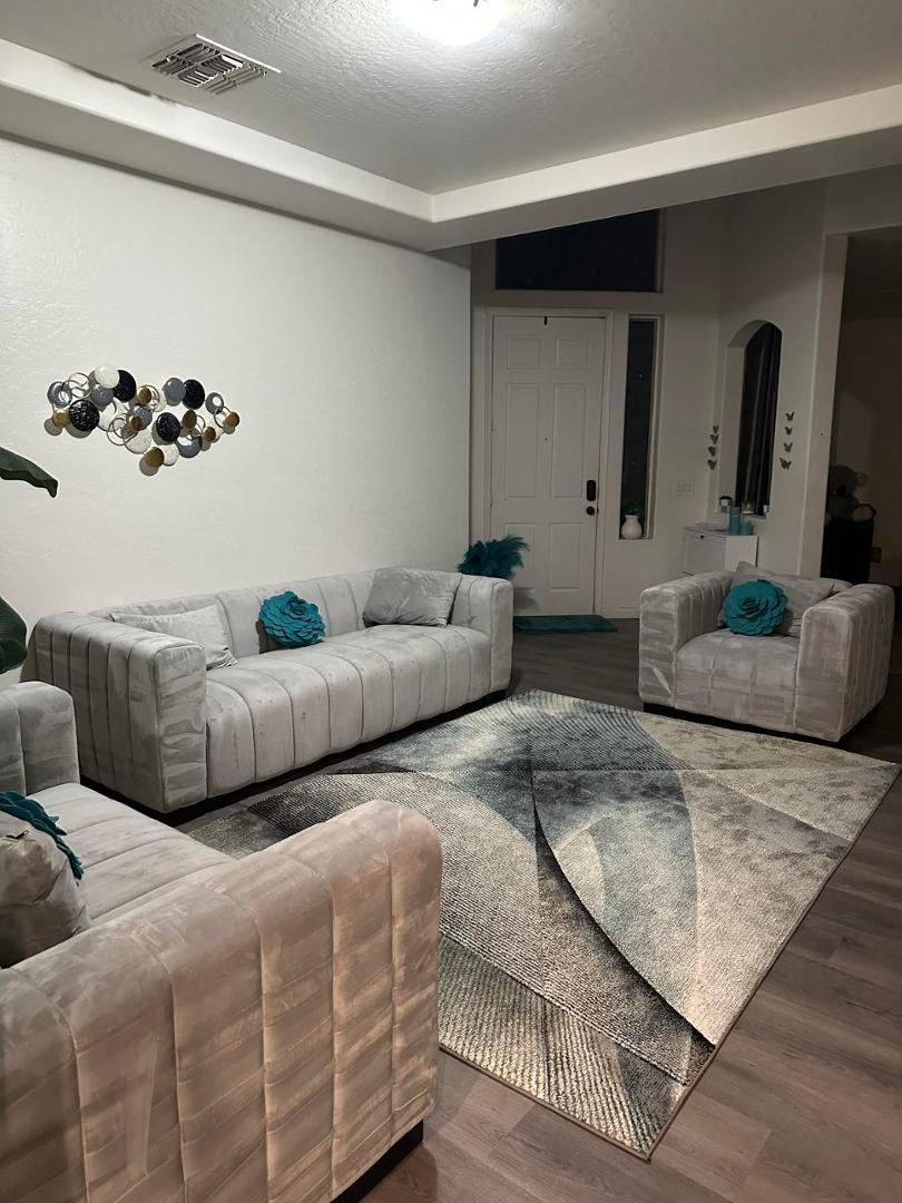 6424 N Florence Avenue