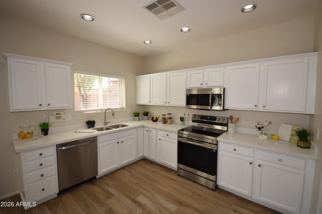 Photo of 1079 E Country Crossing Way, San Tan Valley, AZ 85143 (MLS # 7072477)