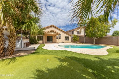 53 E HORSESHOE Avenue Gilbert AZ 85296