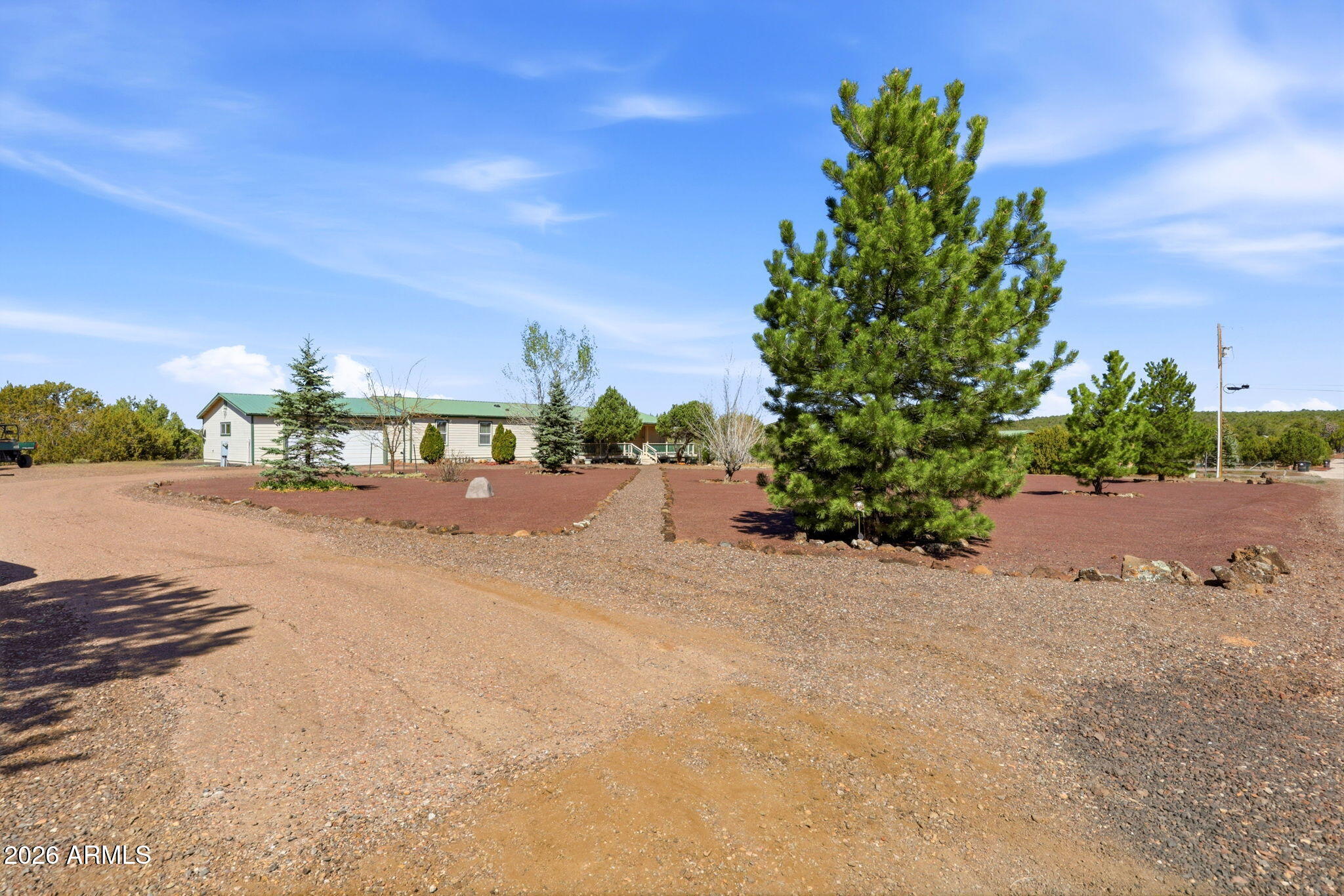 5 COUNTY ROAD N8613 Road