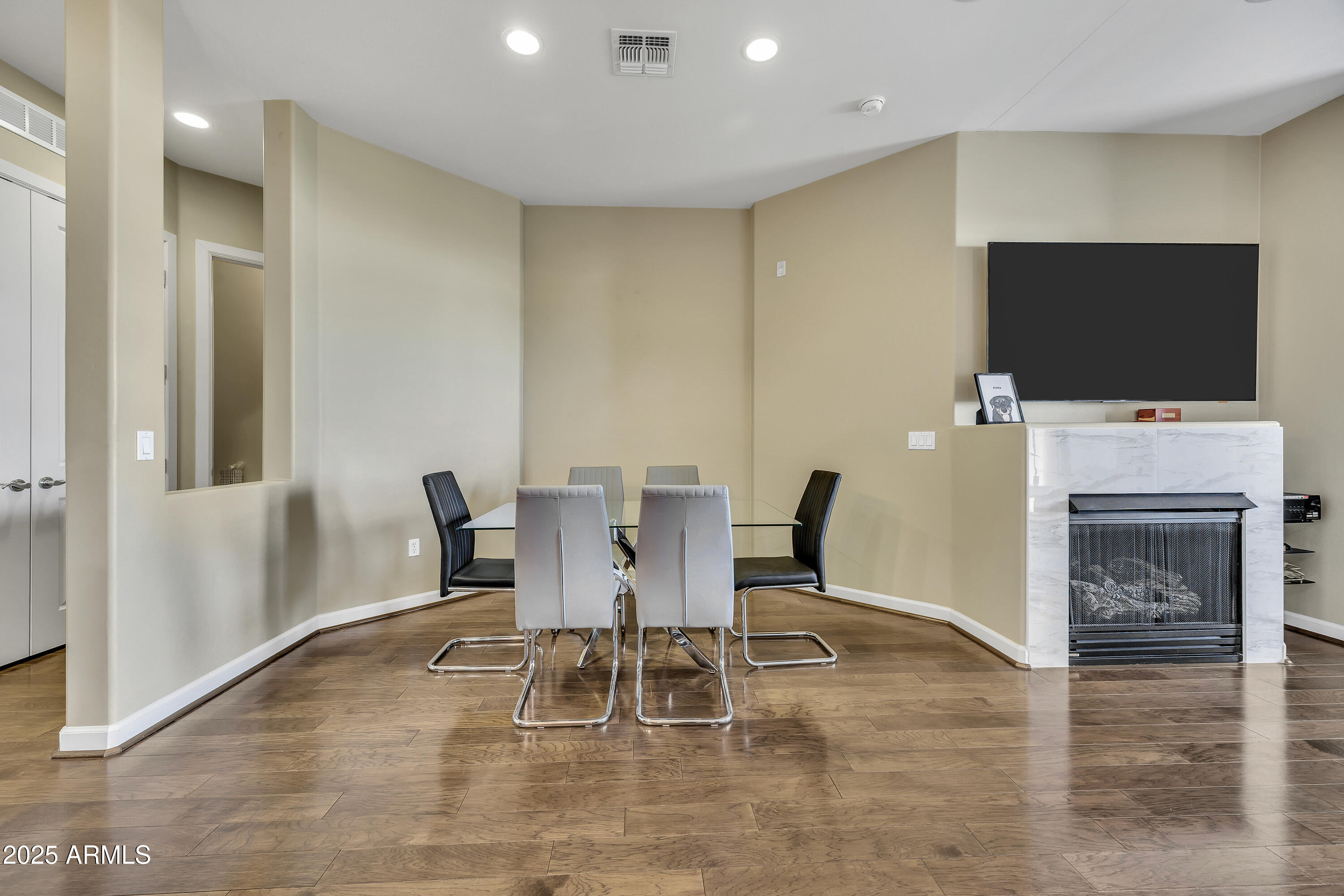 7291 N Scottsdale Road 4010