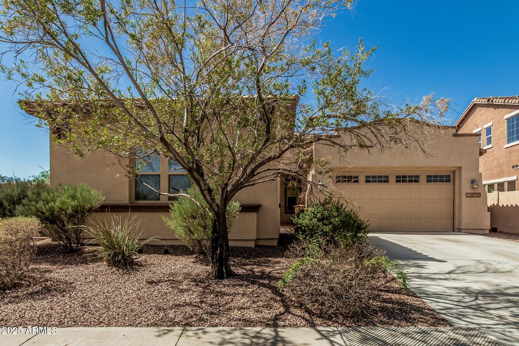 Photo of 13958 S 180th Avenue, Goodyear, AZ 85338 (MLS # 6930118)