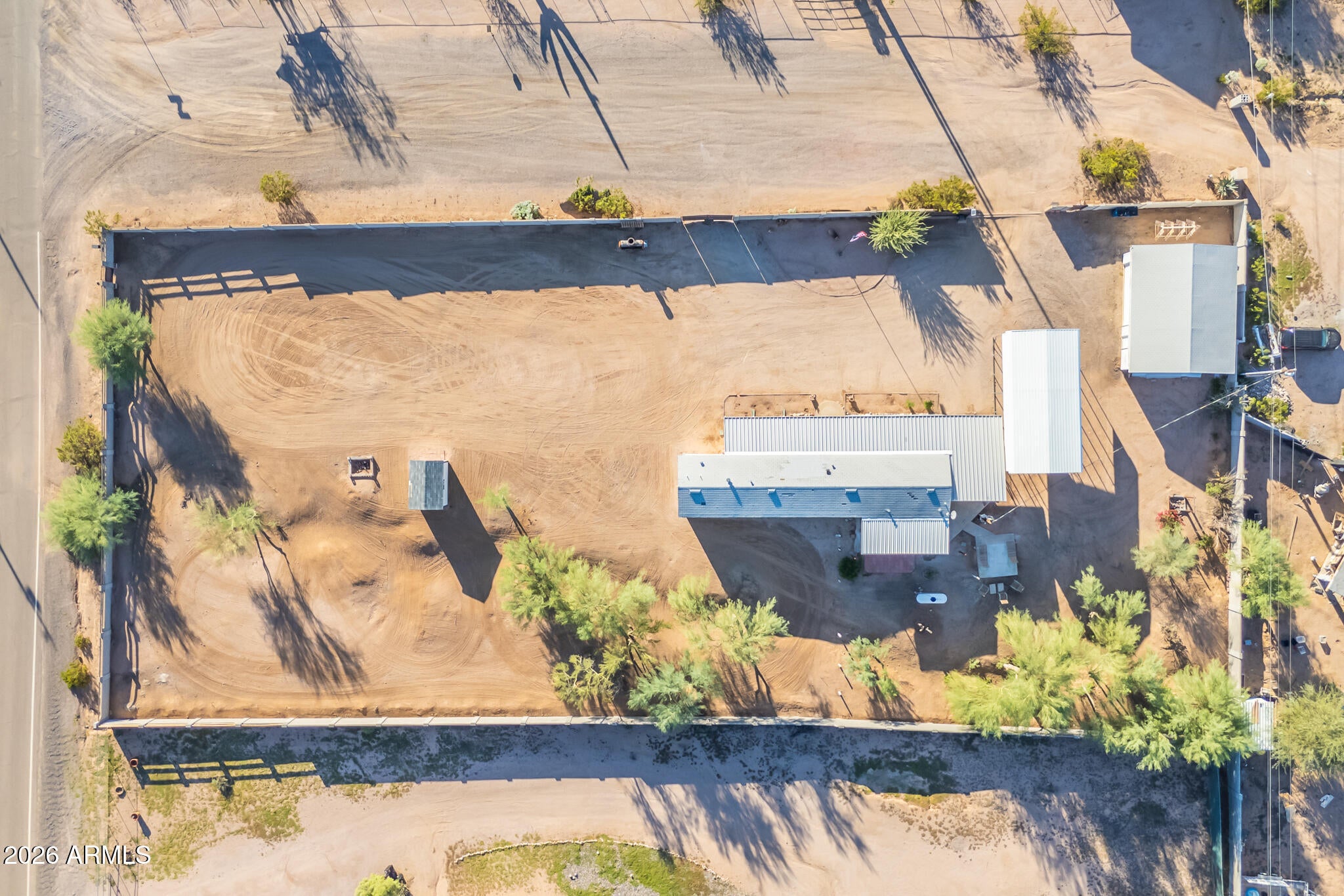 580 W FOOTHILL Street