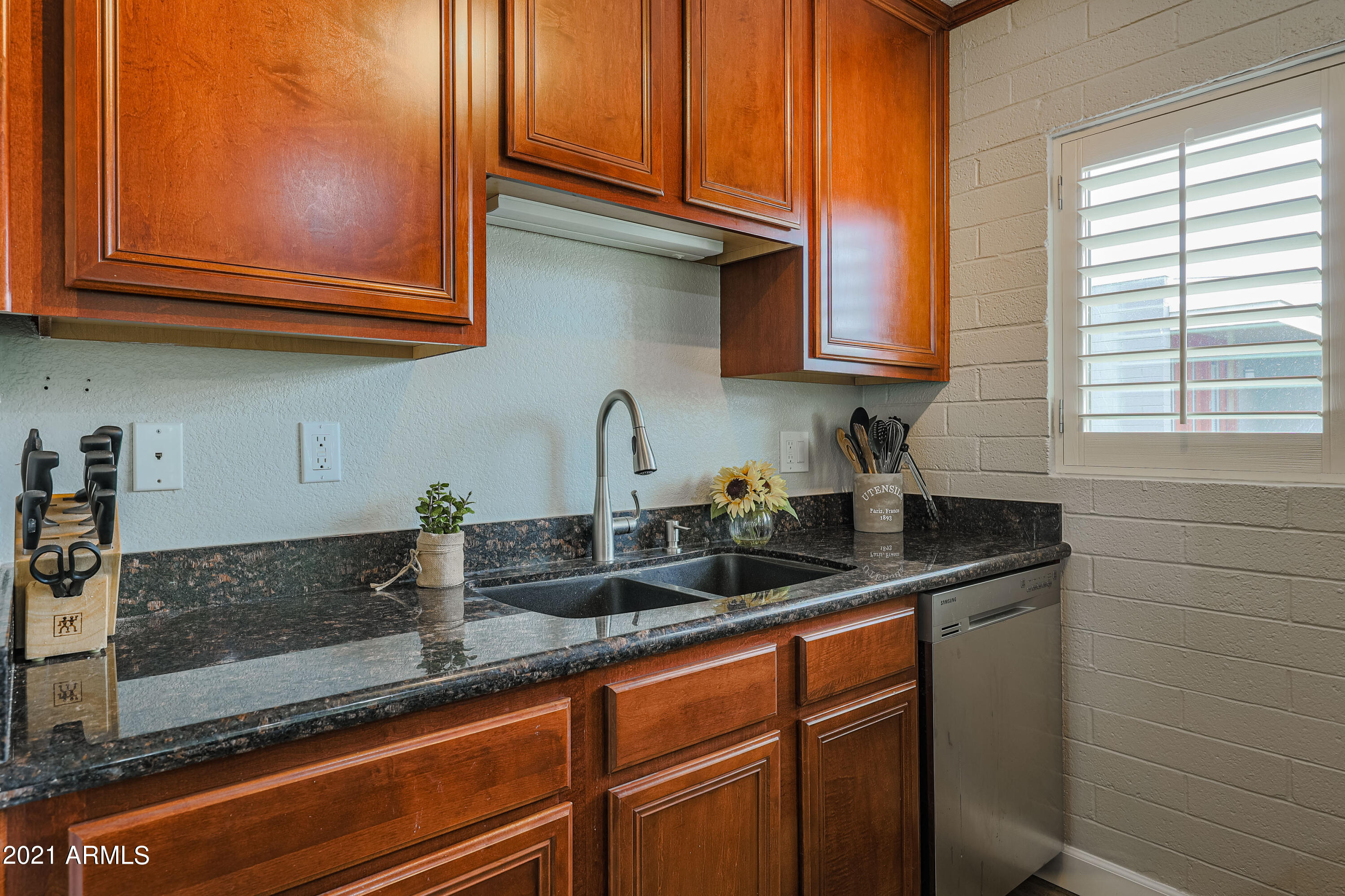 4419 N 27TH Street 13