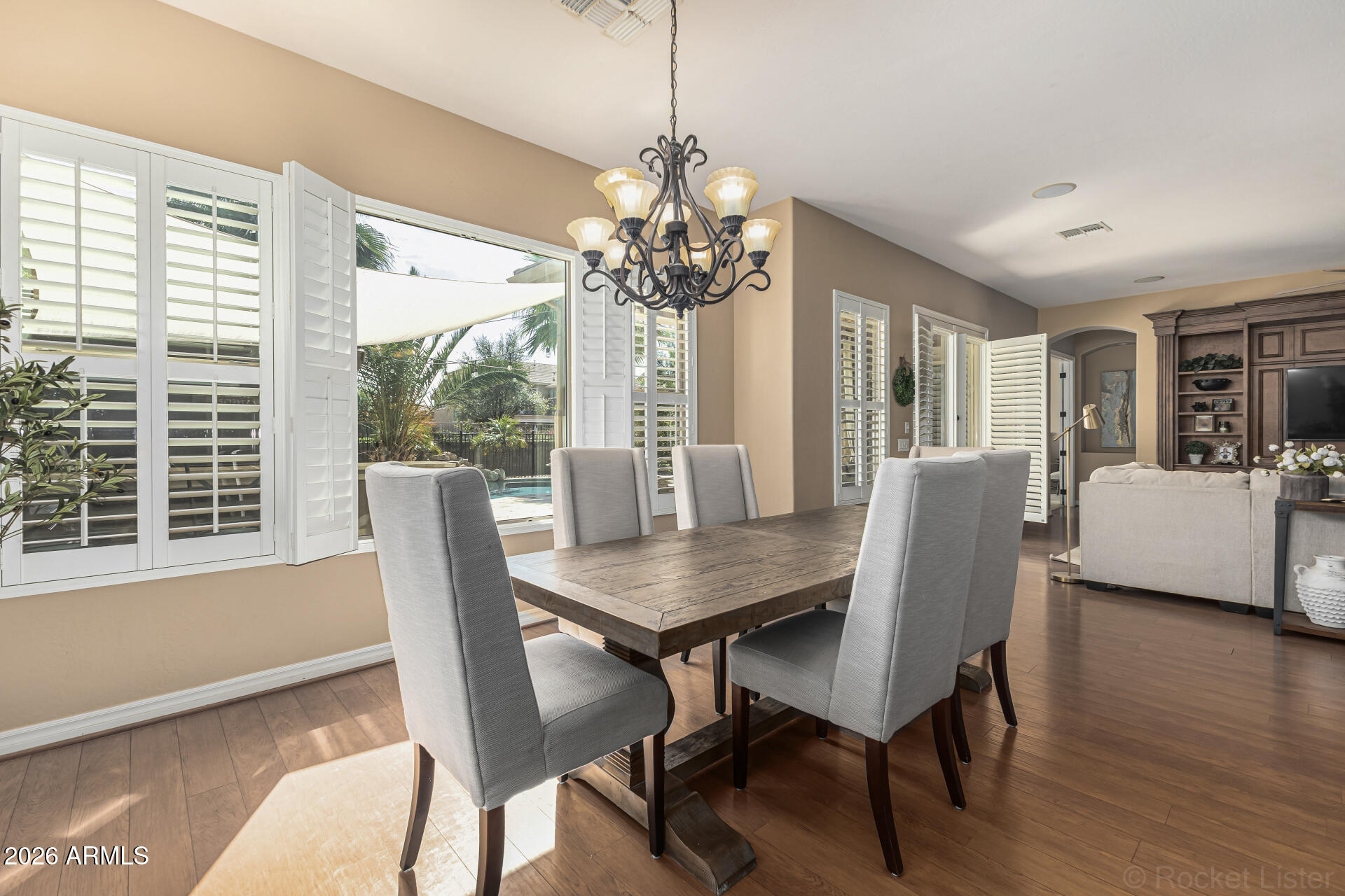 1397 E GLACIER Place