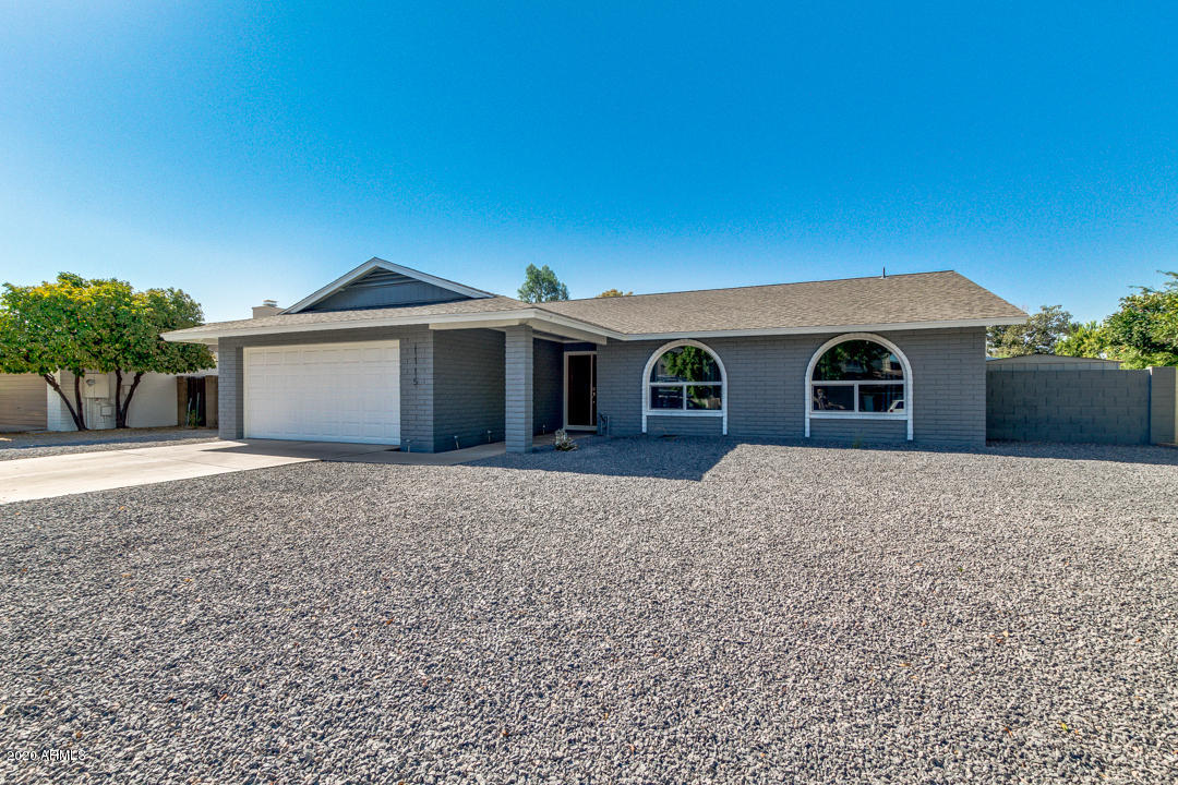 1115 W Barrow Drive