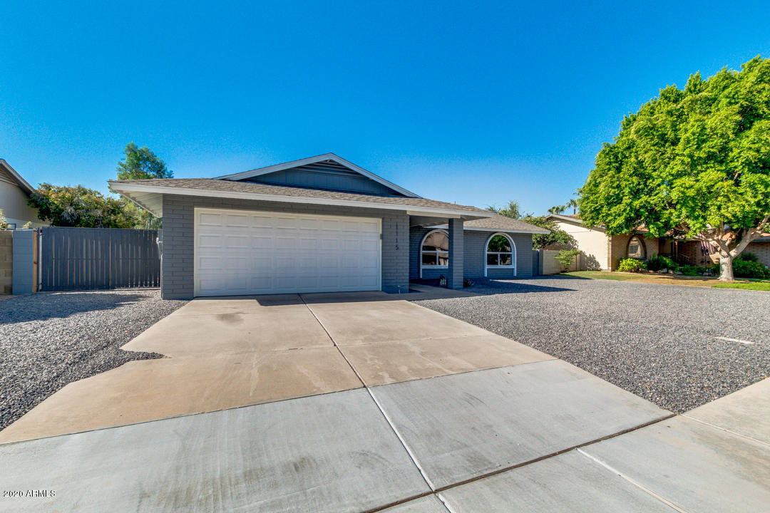 1115 W Barrow Drive