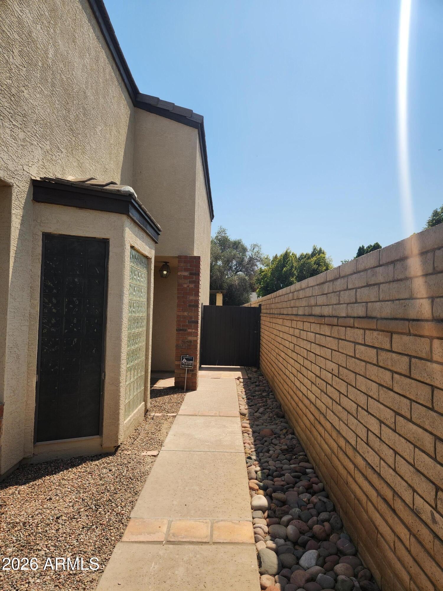 9025 N 14TH Drive