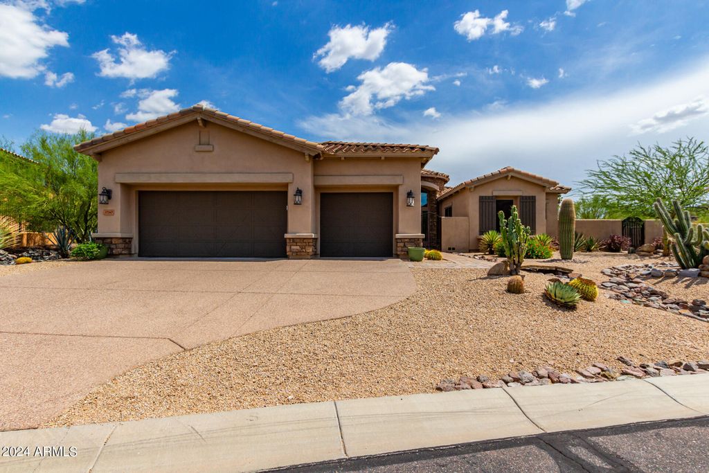 Photo of 37143 N Greythorn Circle, Carefree, AZ 85377 (MLS # 6988945)