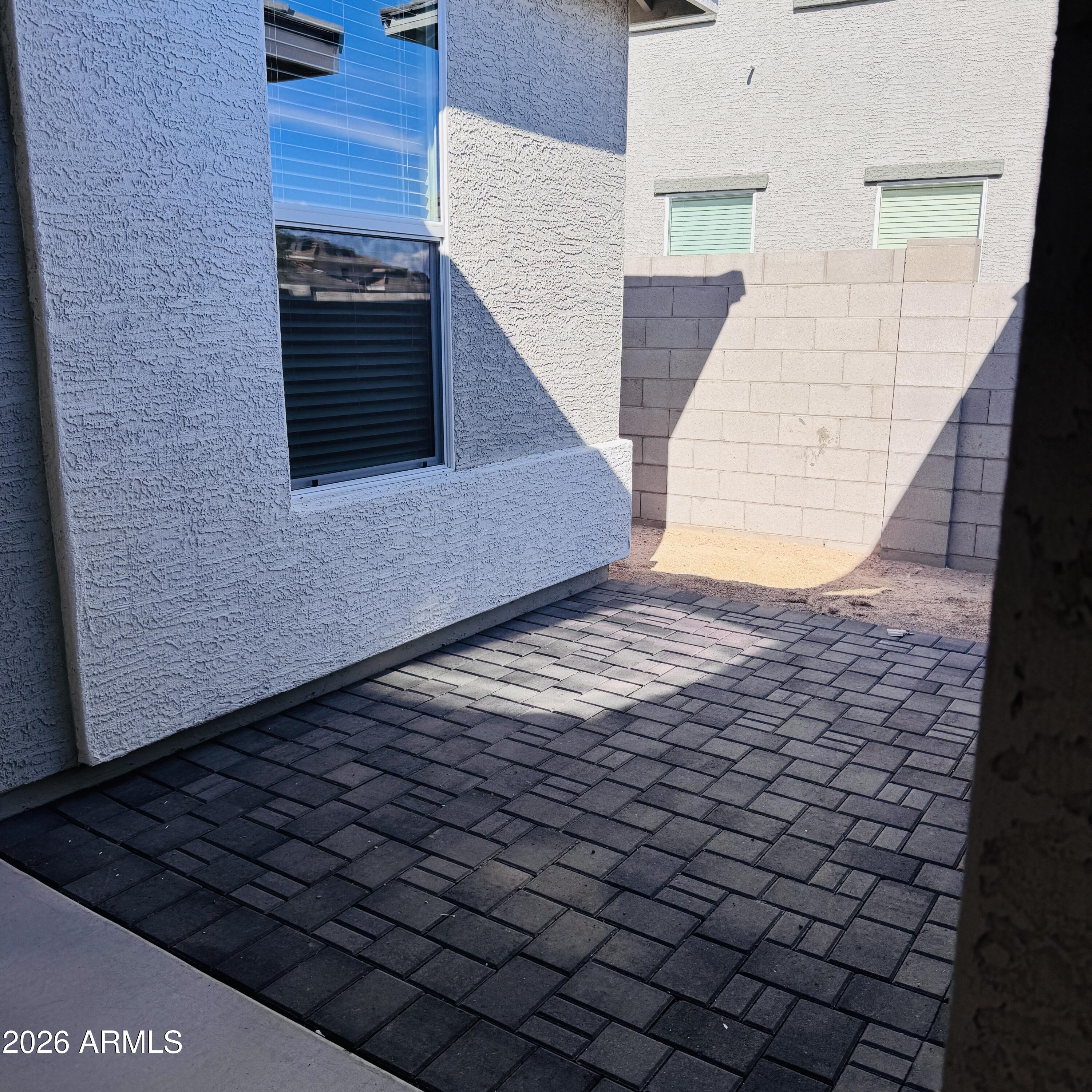 24072 W HACIENDA Avenue