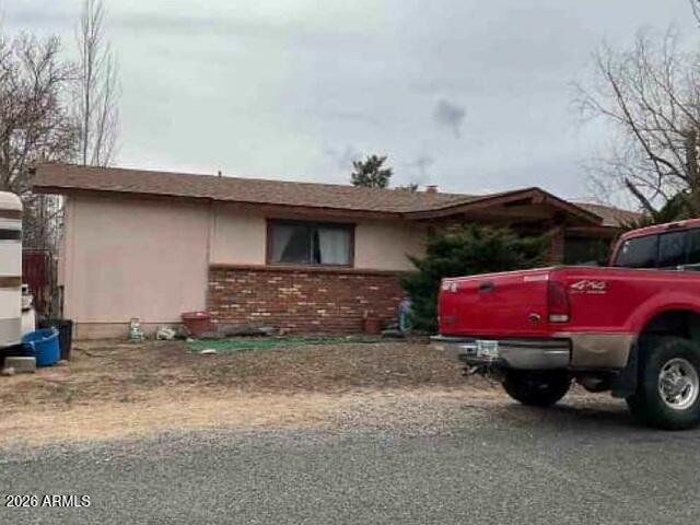 1227 N BUENA Vista W