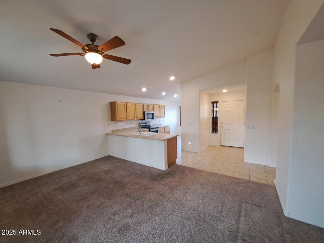 3707 E ROLLING GREEN Way