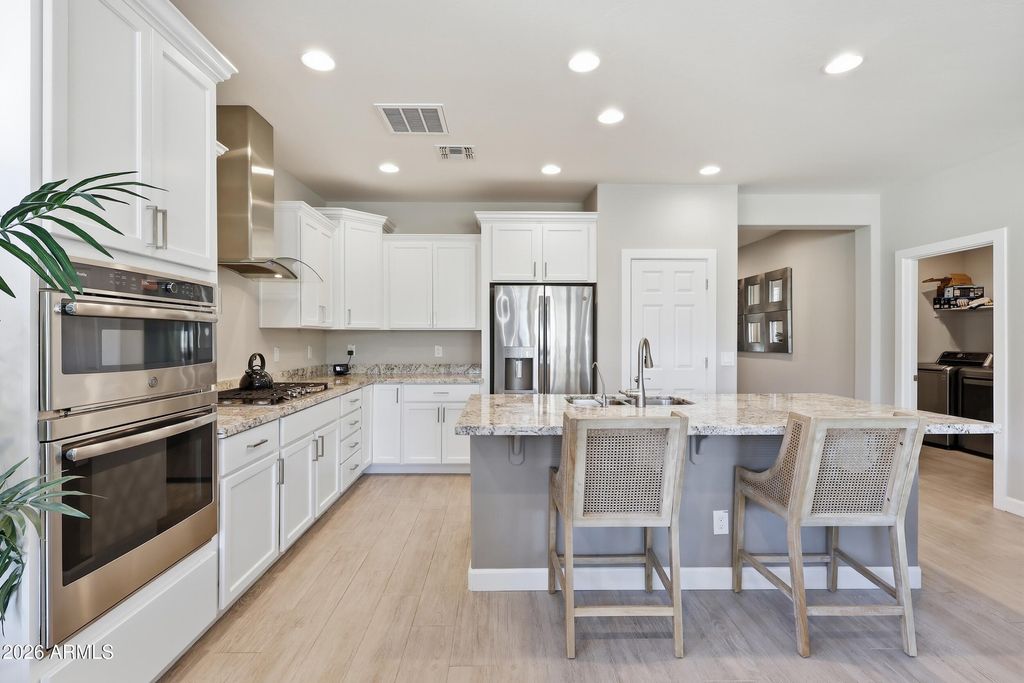 Photo of 92 E Iloca Lane, Queen Creek, AZ 85140 (MLS # 6990362)