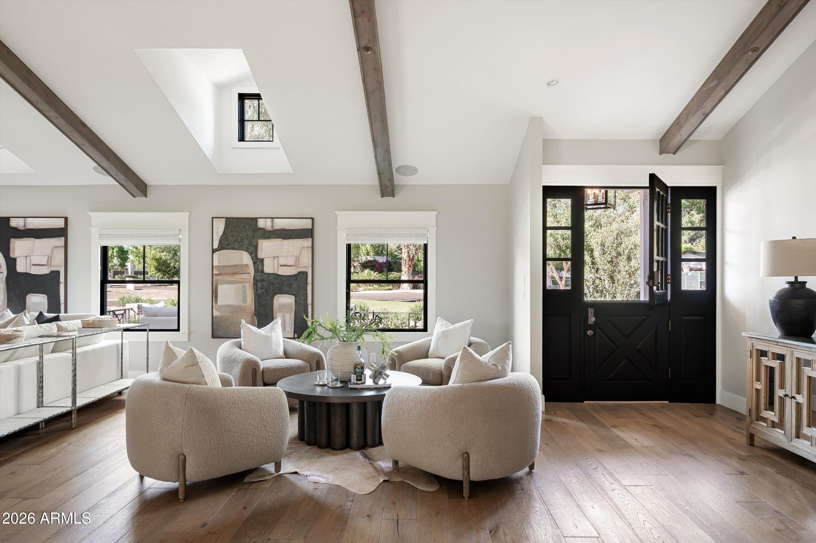 PARADISE VALLEY FARMS - Residential