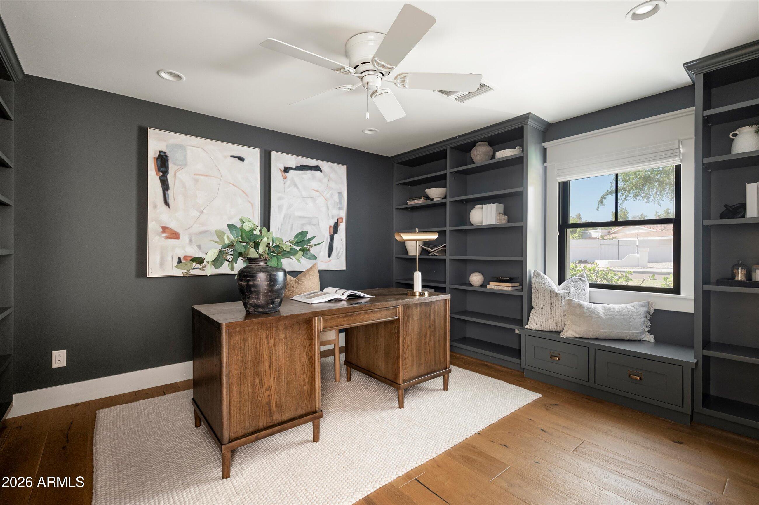 PARADISE VALLEY FARMS - Residential