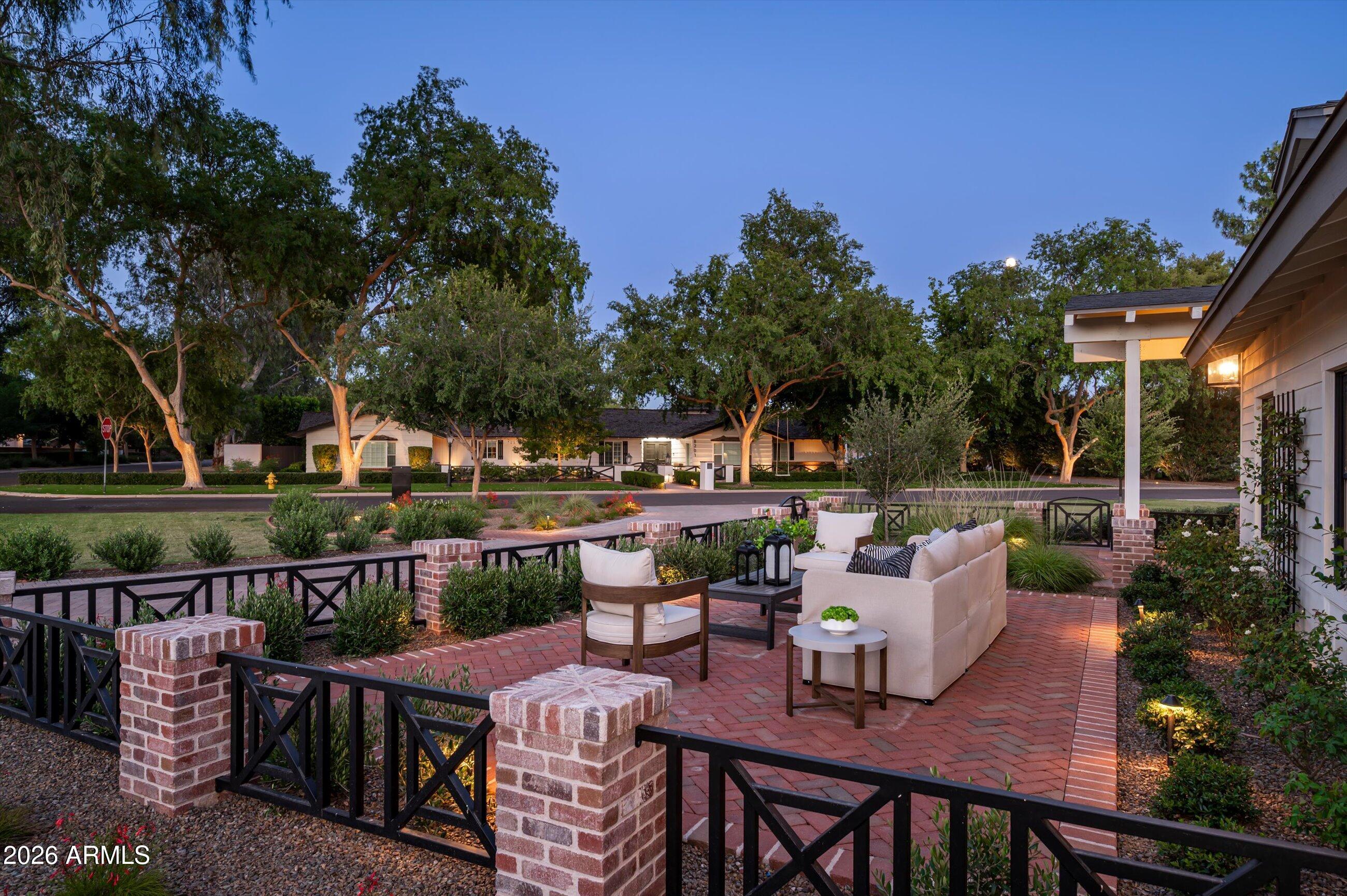 PARADISE VALLEY FARMS - Residential