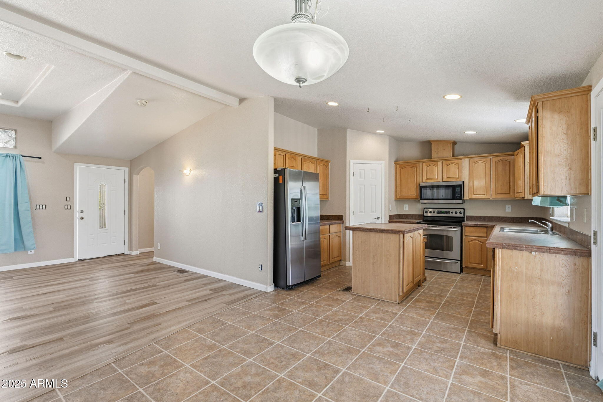 5444 E PLEASANT View Lane